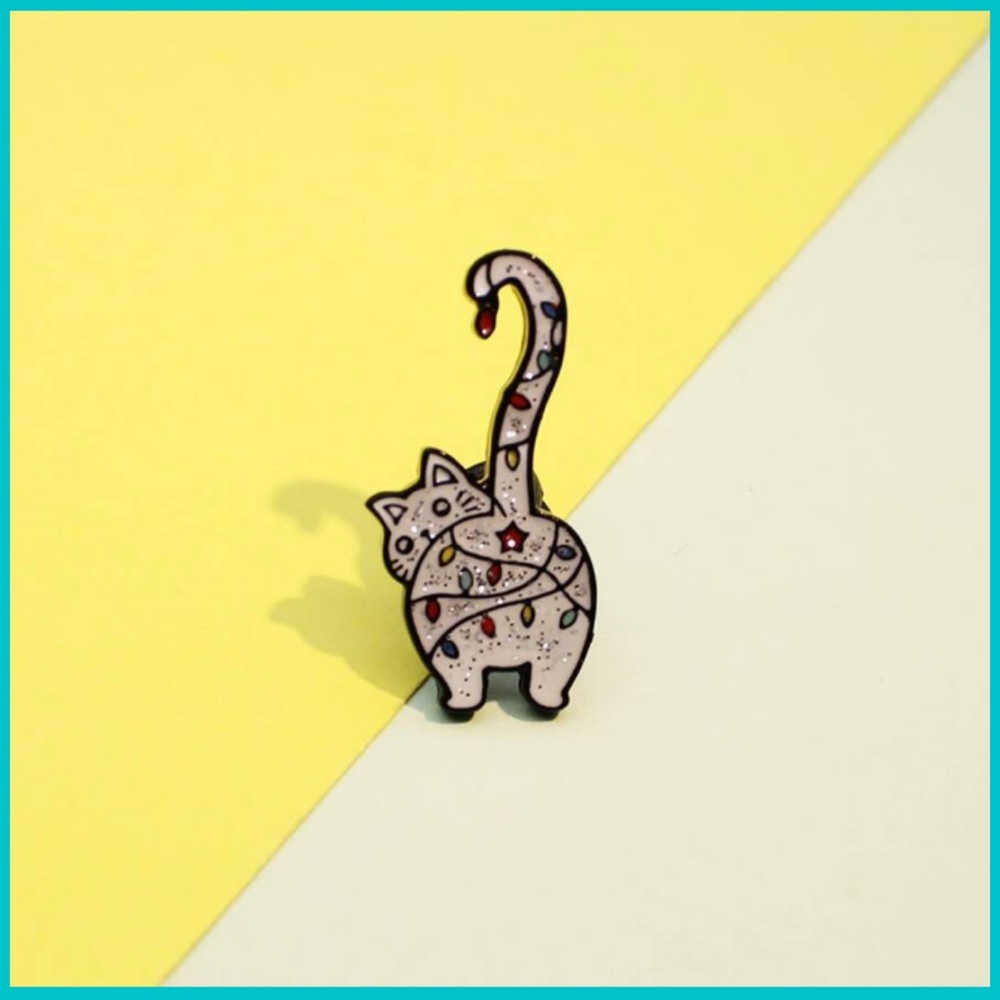 Christmas Cat Butt Pin
